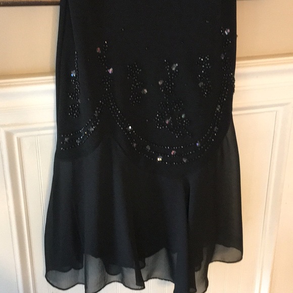 Black Dress - Picture 2 of 4